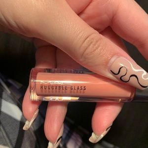 Brand new Mac lipgloss - kind kiss